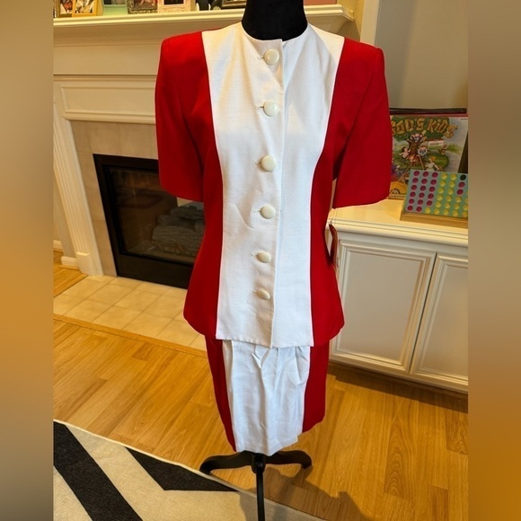 NWT CHRISTIAN DIOR Vintage Made in USA Red White Skirt & Jacket Power Suit - Picture 3 of 10